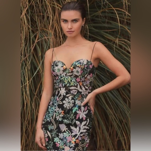 Mac Duggal NEW NWT Spaghetti Strap Bustier Floral Embroidered Appliqué Gown Sz 8 - Picture 8 of 15